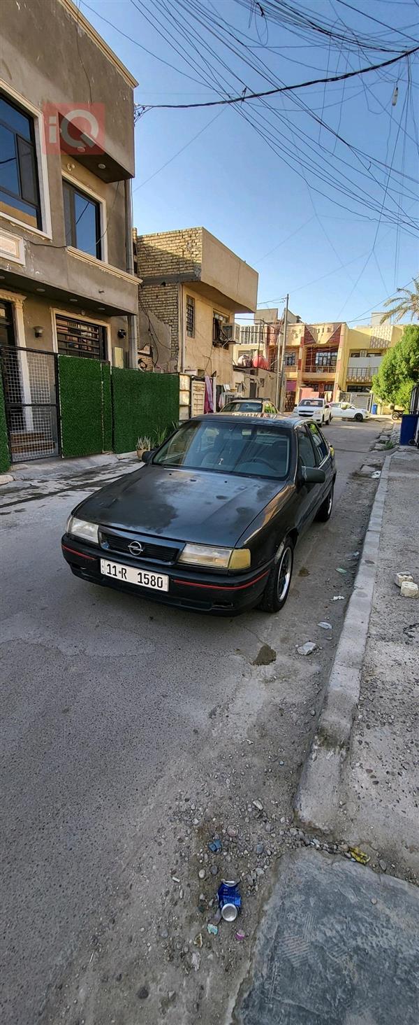 اوبل فيكترا 1993 للبيع في العراق -  بغداد